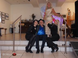 Fashion Show in der Contemplor Galerie Wien am 16. 03. 2024